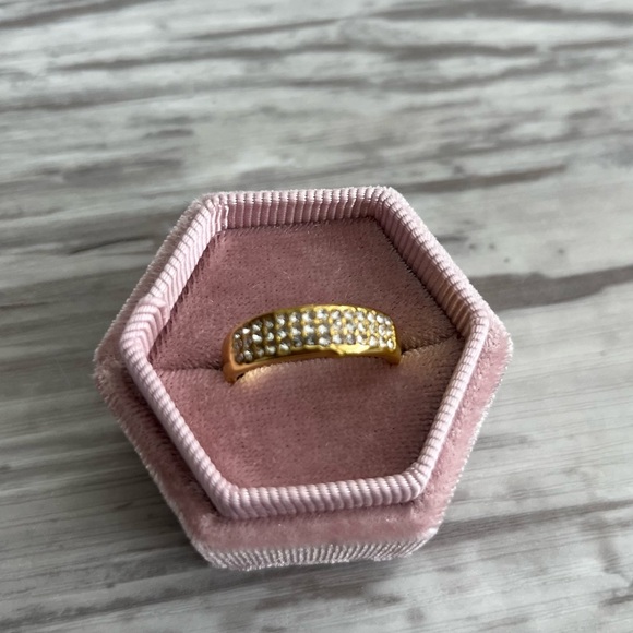 3 Stack Ring Set - Gold Crystal Heart - Picture 4 of 9